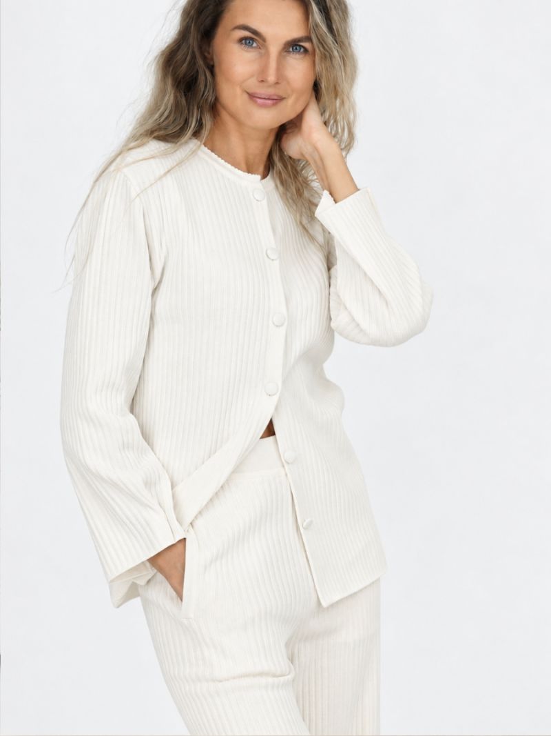 Cardigan reiat cu nasture pe manjet