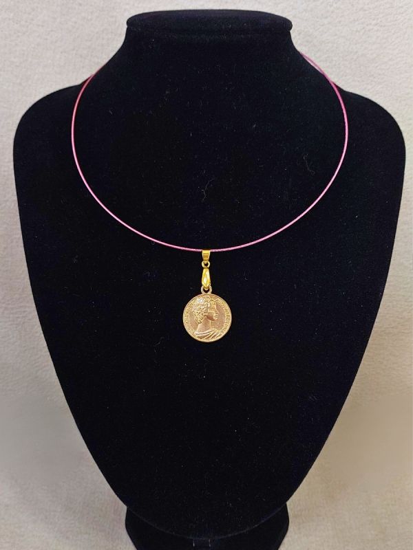 Colier cu moneda