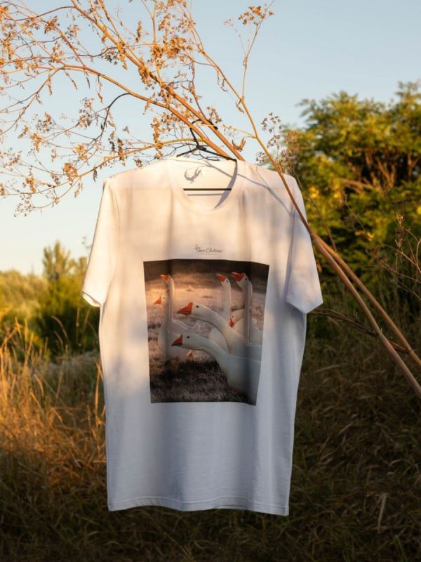 Tricou Ina Chitaru gaste alb