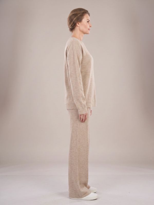 Set tricotat din cașmir – pulover și pantaloni