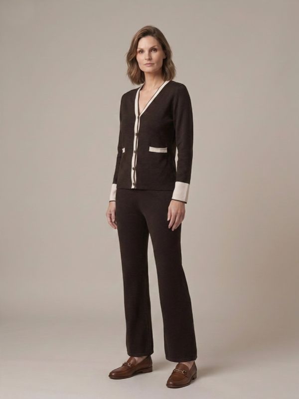 Set tricotat cardigan de ciocolata