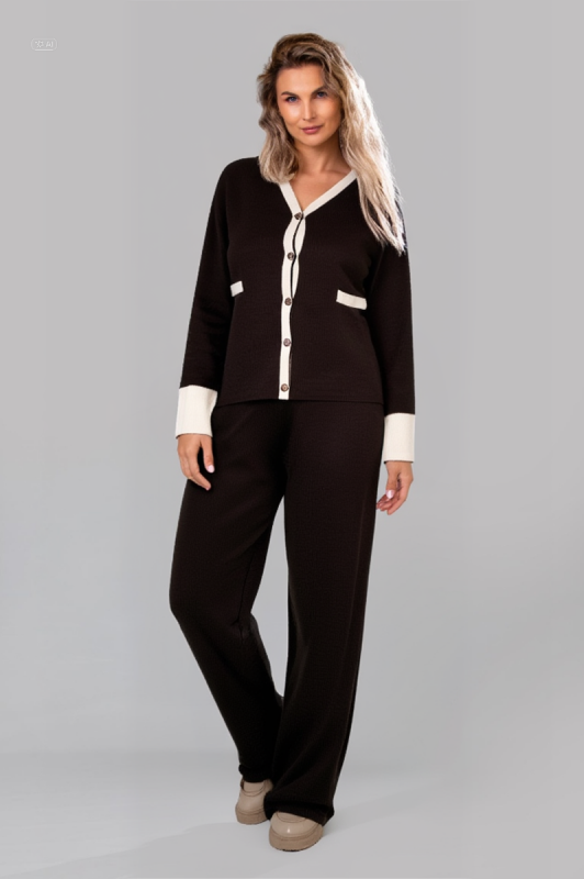Set tricotat cardigan de ciocolata
